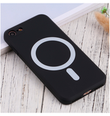 iPhone 7 / 8 / SE (2020/2022) | iPhone 7/8/SE(2020/2022) - Magnetisk Silikone Cover M. MagSafe - Sort - DELUXECOVERS.DK