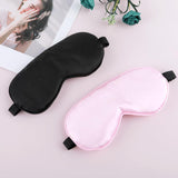 Gadgets | Sovemaske - 100% mørklægning – blød og behagelig - Silk Mask™ - Sort - DELUXECOVERS.DK