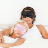 Gadgets | Sovemaske - 100% mørklægning – blød og behagelig - Silk Mask™ - Sort - DELUXECOVERS.DK