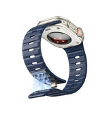 Apple Watch 38-42mm | Apple Watch (38/40/SE/41/42mm) - Magnetisk Silikonerem - Mørkeblå - DELUXECOVERS.DK